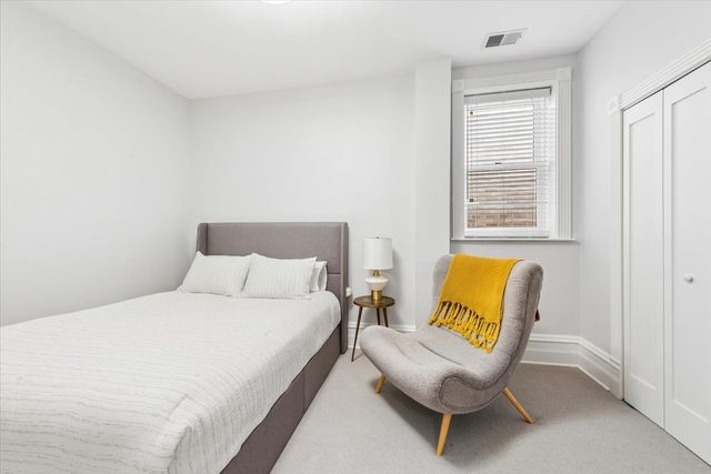 42 E CEDAR Street 3, Chicago, IL 60611