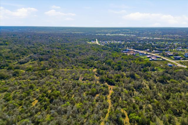 299 Wright DR, Cedar Creek, TX 78612