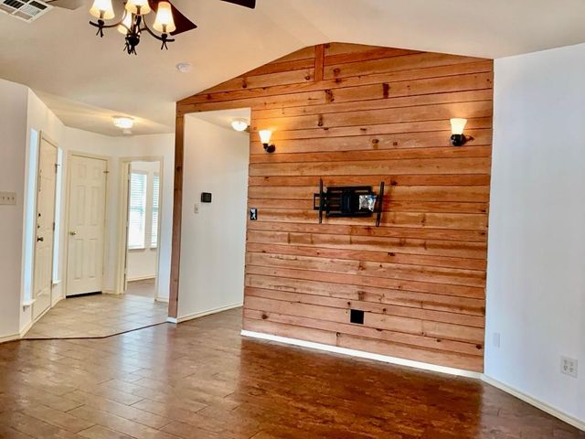 1023 Rawhide TRL, Cedar Park, TX 78613