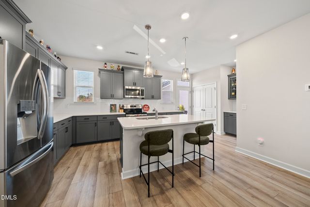 935 Parkstone Towne Boulevard, Knightdale, NC 27545