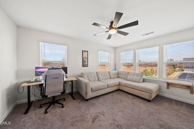 935 Parkstone Towne Boulevard, Knightdale, NC 27545