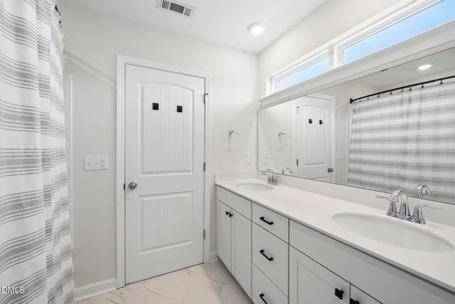 935 Parkstone Towne Boulevard, Knightdale, NC 27545