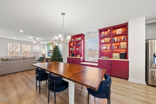 935 Parkstone Towne Boulevard, Knightdale, NC 27545