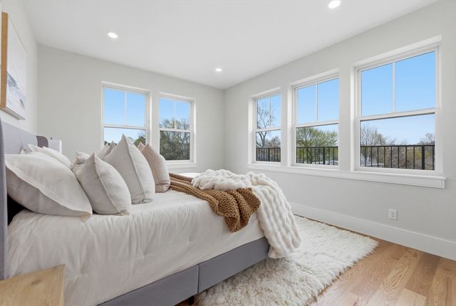 421 High St 309, Medford, MA 02155