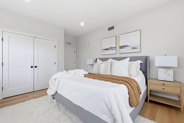 421 High St 309, Medford, MA 02155