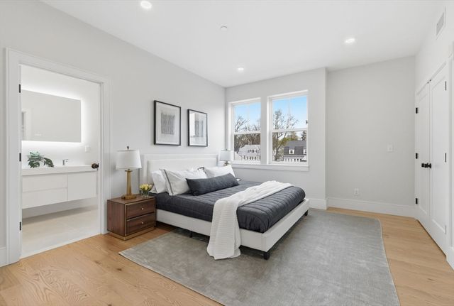 421 High St 309, Medford, MA 02155
