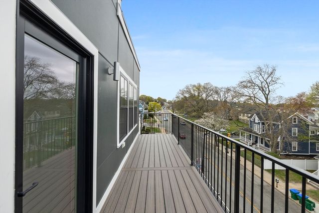 421 High St 309, Medford, MA 02155