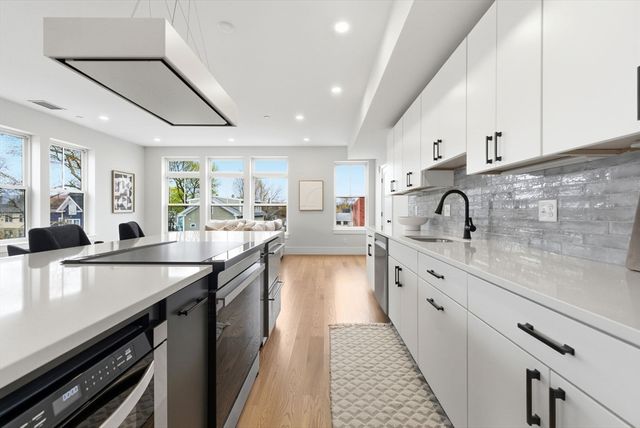 421 High St 309, Medford, MA 02155