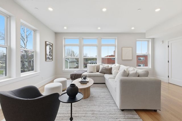 421 High St 309, Medford, MA 02155