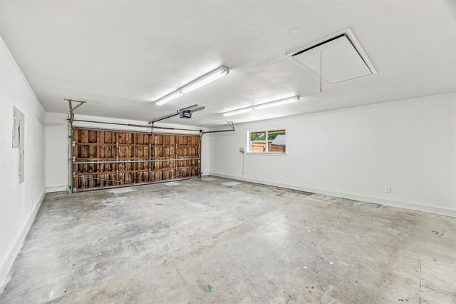 221 Montwood, Seguin, TX 78155