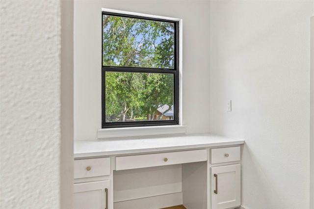 221 Montwood, Seguin, TX 78155