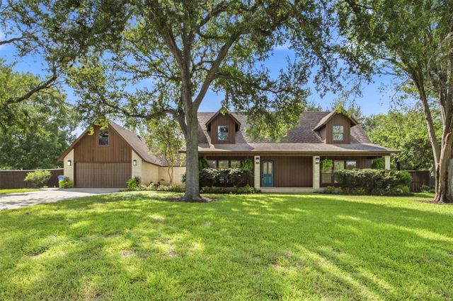 221 Montwood, Seguin, TX 78155