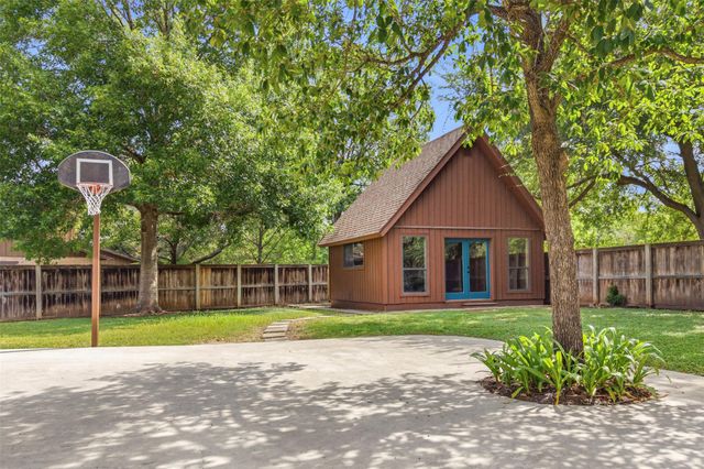 221 Montwood, Seguin, TX 78155