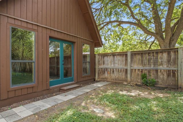 221 Montwood, Seguin, TX 78155