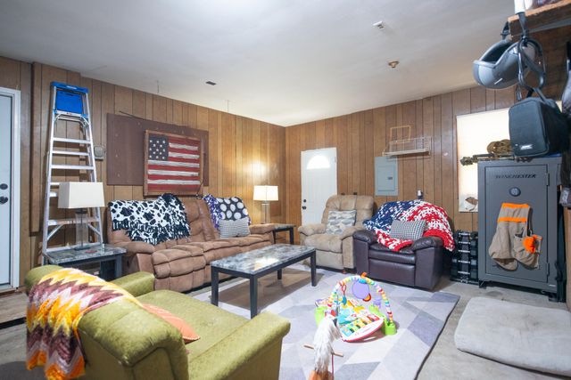 159 E 700 S, Kouts, IN 46347