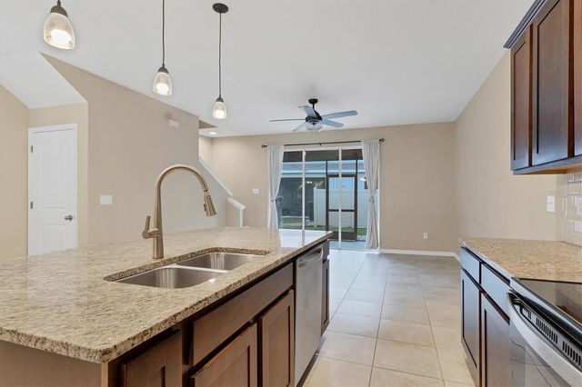 8647 STARGAZER, Sarasota, FL 34238