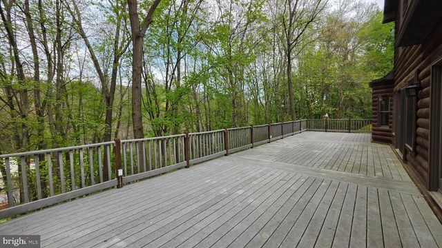 11311 WILDBERRY CT, Glen Rock, PA 17327