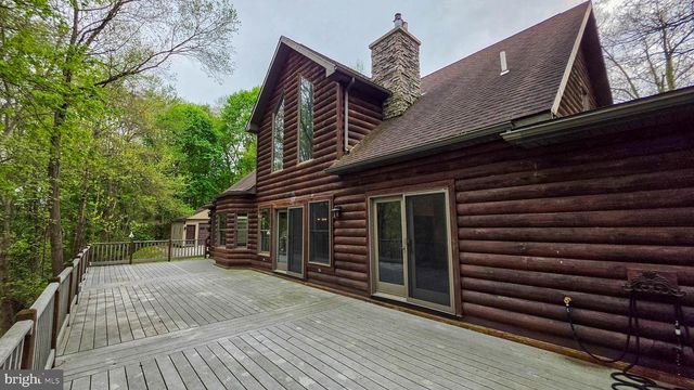 11311 WILDBERRY CT, Glen Rock, PA 17327
