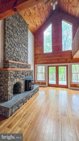 11311 WILDBERRY CT, Glen Rock, PA 17327