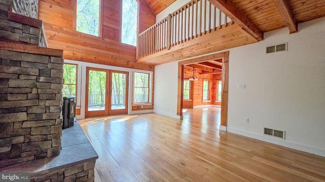 11311 WILDBERRY CT, Glen Rock, PA 17327