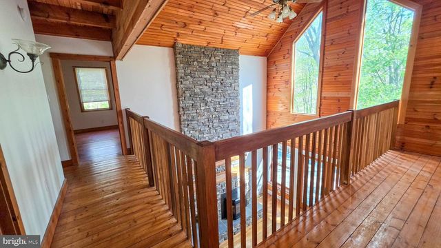 11311 WILDBERRY CT, Glen Rock, PA 17327