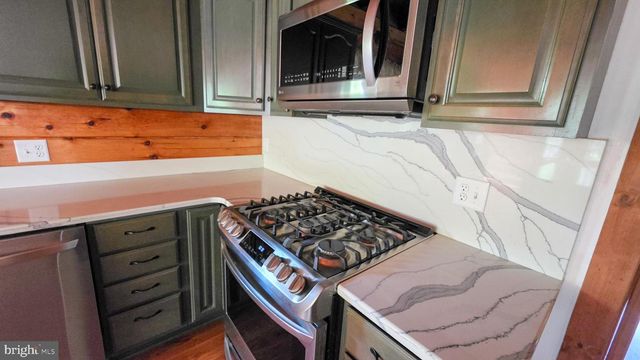 11311 WILDBERRY CT, Glen Rock, PA 17327