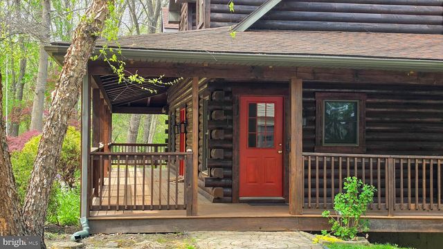 11311 WILDBERRY CT, Glen Rock, PA 17327