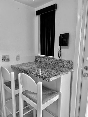 2161 NE 1st Court 102, Boynton Beach, FL 33435