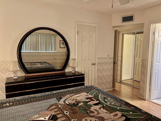 2161 NE 1st Court 102, Boynton Beach, FL 33435