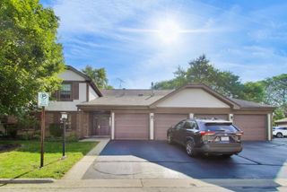 265 Wilmette Court B1, Schaumburg, IL 60193