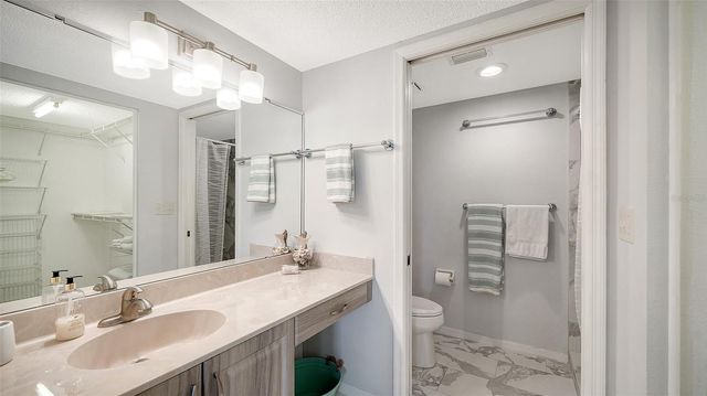 9320 CLUBSIDE CIRCLE 2205, Sarasota, FL 34238