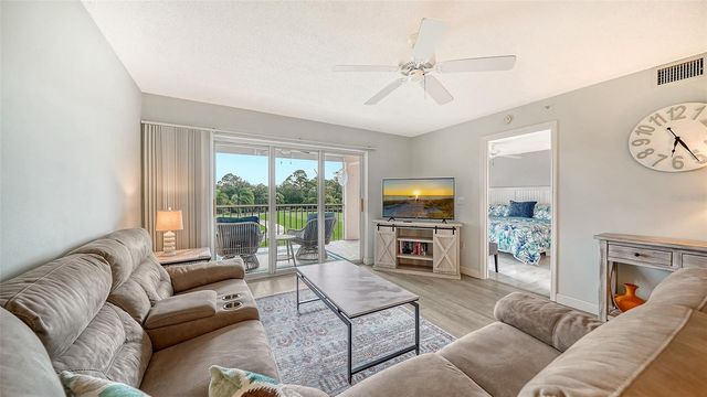 9320 CLUBSIDE CIRCLE 2205, Sarasota, FL 34238