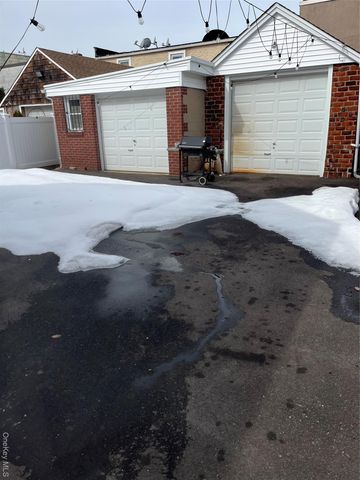 21 Beechwood Avenue, Port Washington, NY 11050