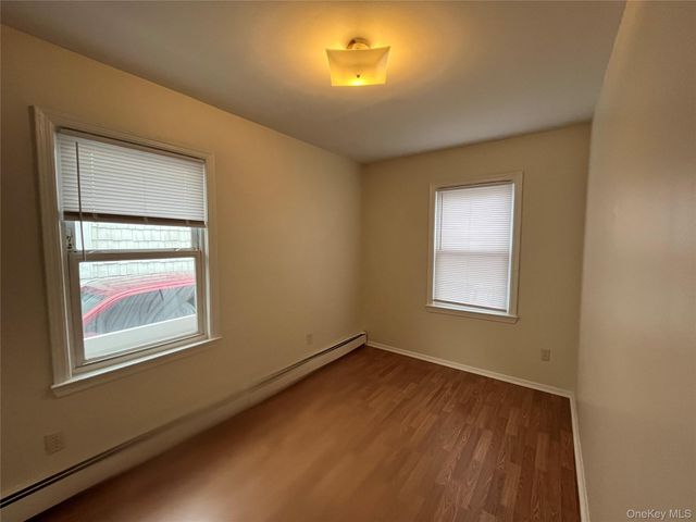 21 Beechwood Avenue, Port Washington, NY 11050