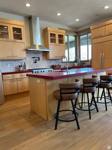 47 S MEADOW DR, Springville, UT 84663