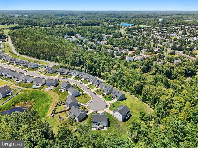 102 ELMSLEY LN, Stafford, VA 22554