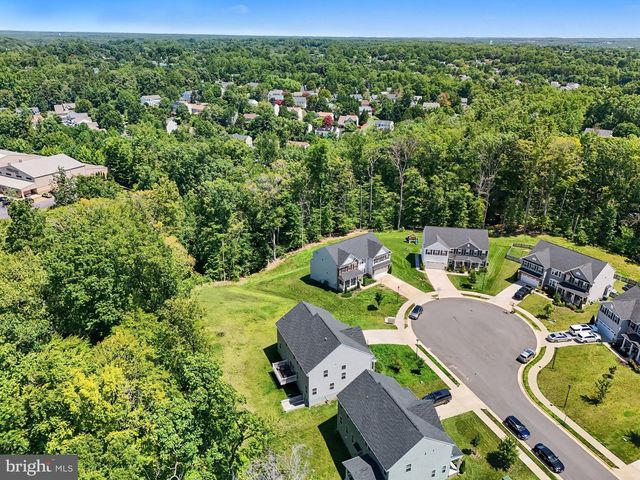 102 ELMSLEY LN, Stafford, VA 22554