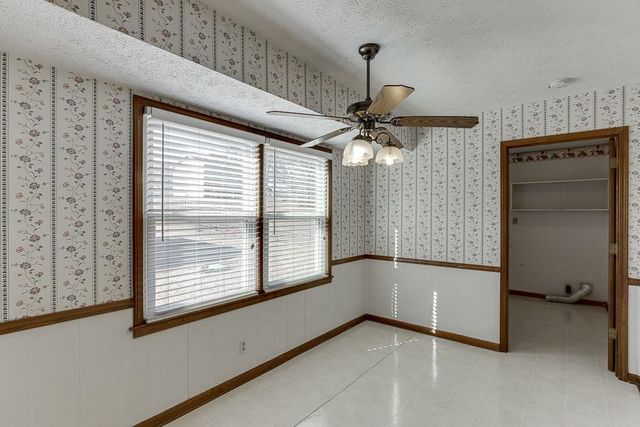 517 Cole Drive, Lilburn, GA 30047