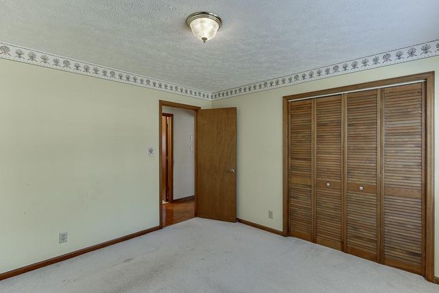 517 Cole Drive, Lilburn, GA 30047