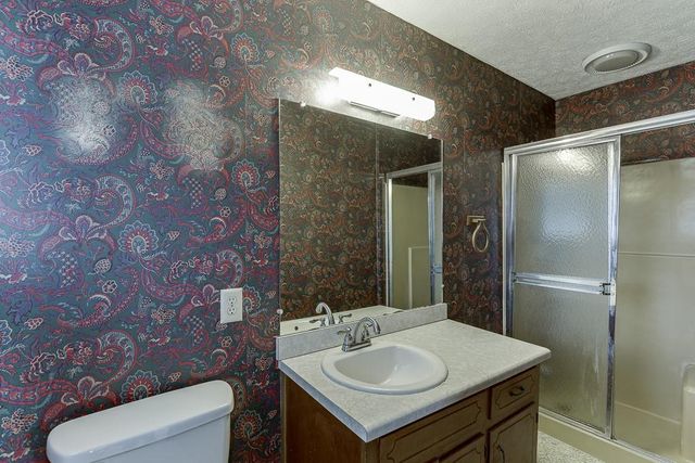 517 Cole Drive, Lilburn, GA 30047