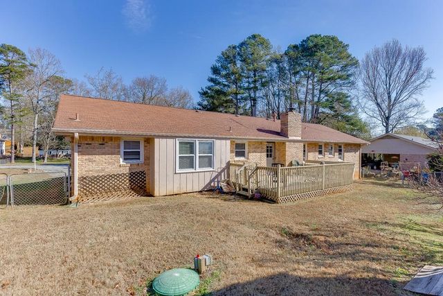 517 Cole Drive, Lilburn, GA 30047