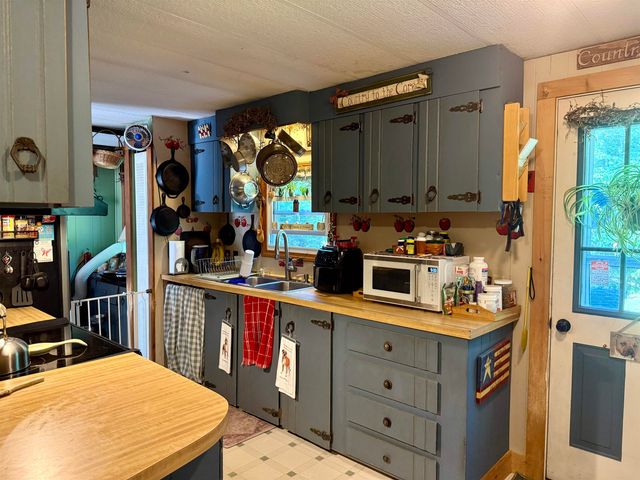44 Fellows Hill Road, Northfield, NH 03276