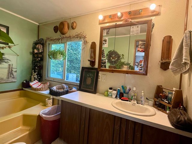 44 Fellows Hill Road, Northfield, NH 03276