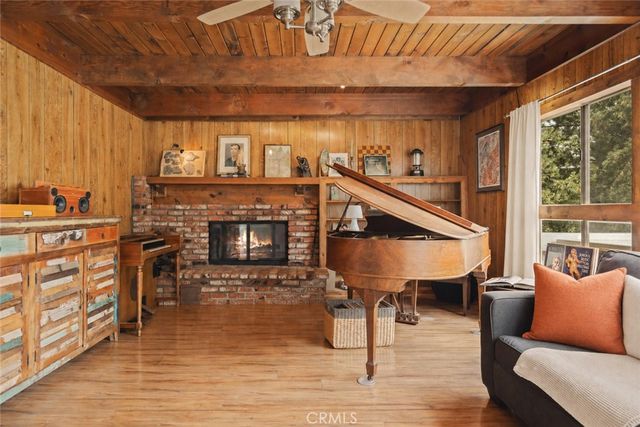1284 Cortina, Lake Arrowhead, CA 92352