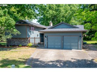 2725 Se HOLLYHOCK Ct, Hillsboro, OR 97123