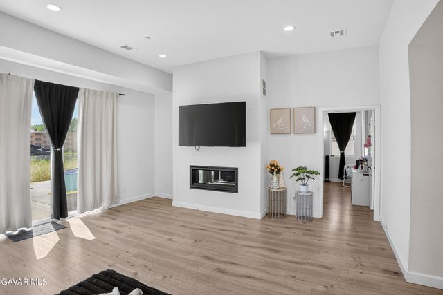 38018 Periwinkle Place, Palmdale, CA 93550