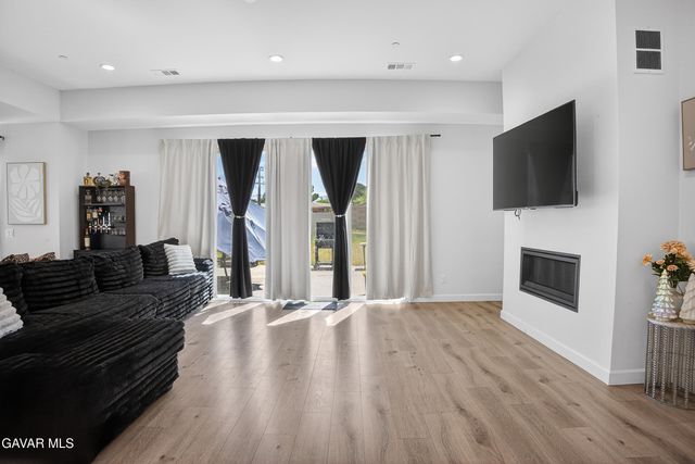 38018 Periwinkle Place, Palmdale, CA 93550