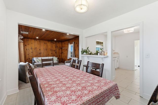 4570 E Tulare Street, Fresno, CA 93702