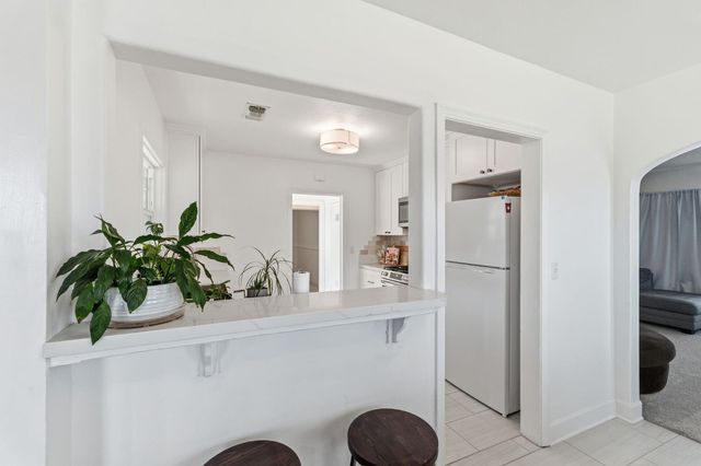 4570 E Tulare Street, Fresno, CA 93702