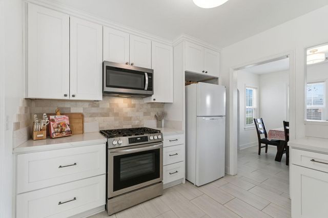 4570 E Tulare Street, Fresno, CA 93702